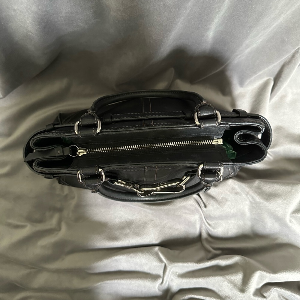 Coach Small Shoulder Bag • Black Leather • Y2K Vintage Style Purse - Picture 8 of 15